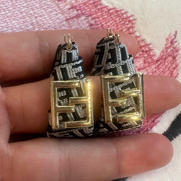NWOT F logo earrings (free shipping) - Picture 1 of 5